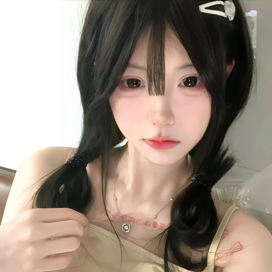他是龙